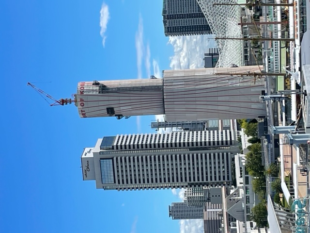 神戸ポートタワー改修工事中