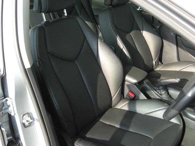 308Cieloの認定中古車をご紹介いたします。
