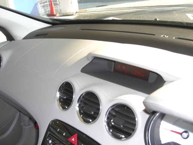 308CC Approved Car が入ってきました
