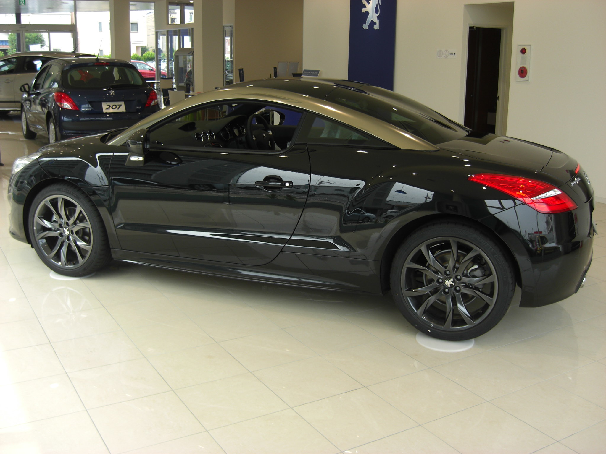 RCZ ご覧いただけます。