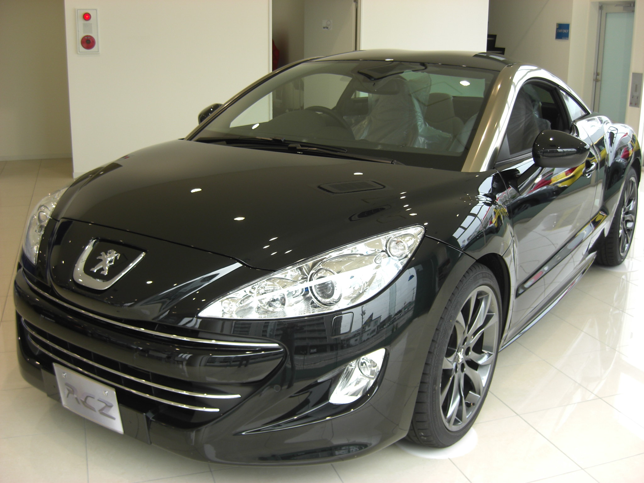 RCZ ご覧いただけます。