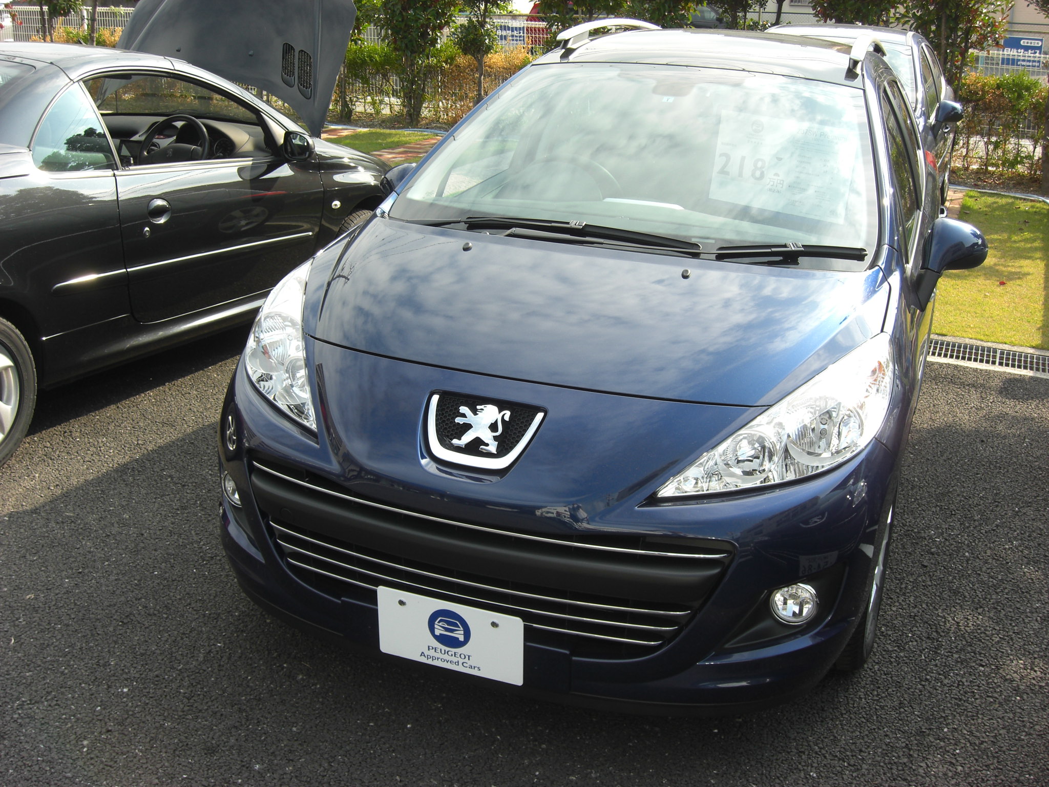 ディーラー車の認定中古車が入荷しました。