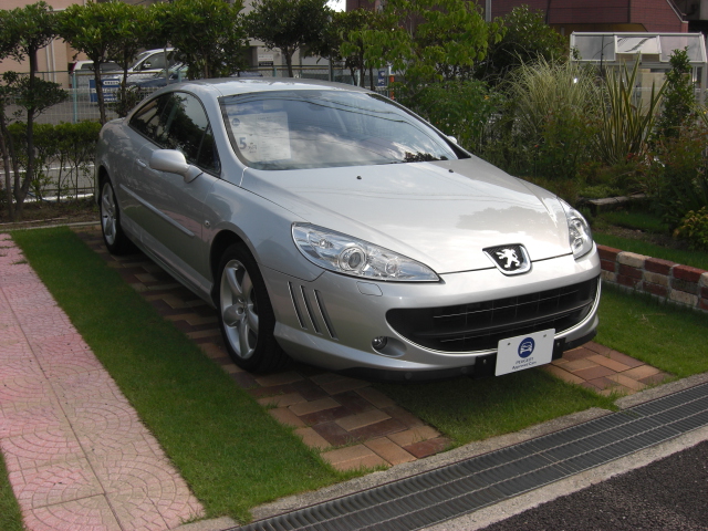 認定中古車　Coupe407 LHD 入庫しました。
