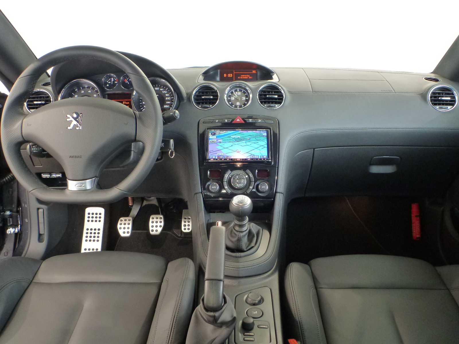 認定中古車　　RCZ　　入庫しました。