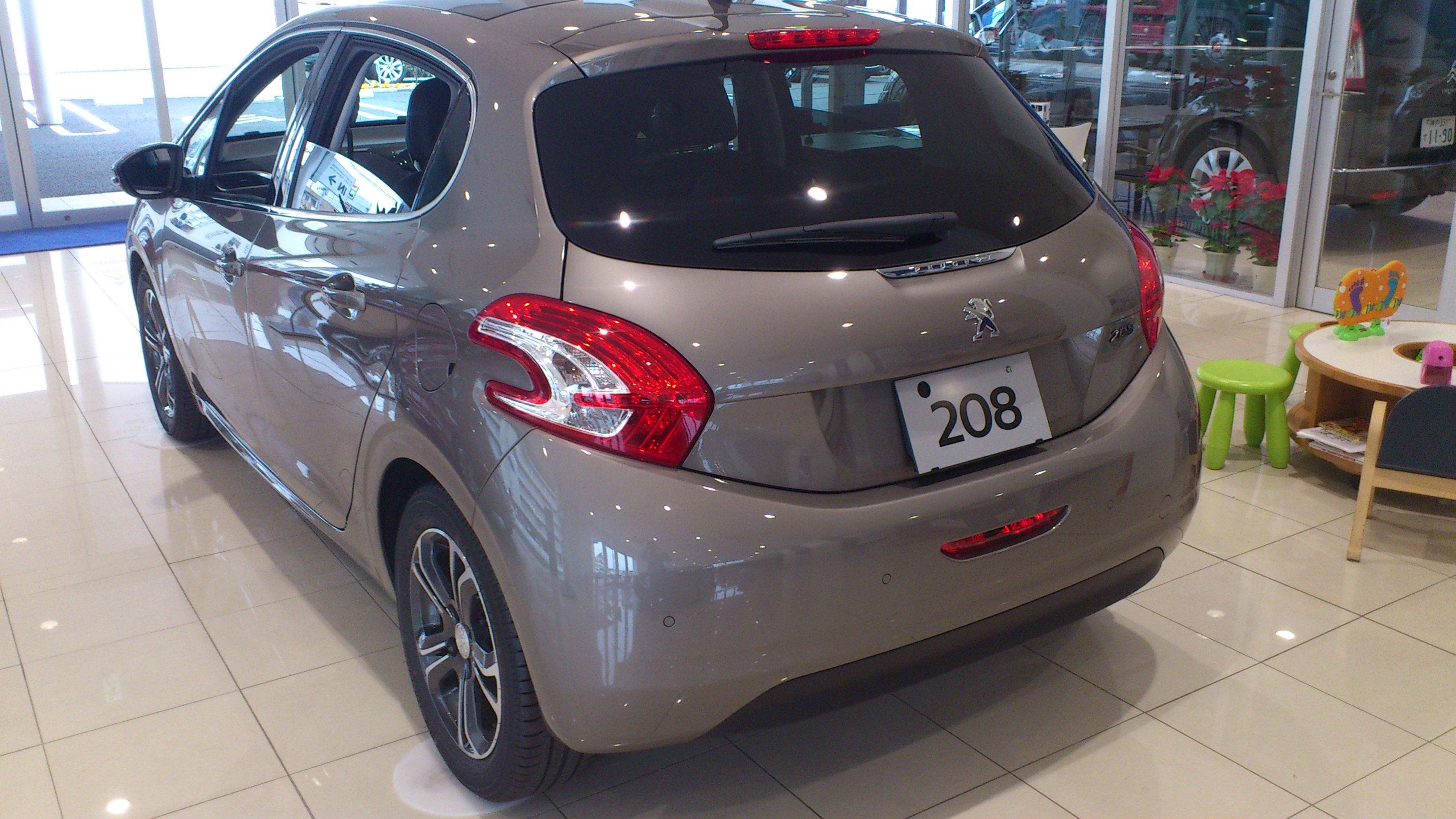 スピリットグレー入荷