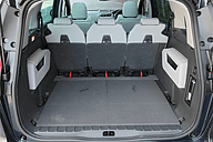 新型５００８ 「７シーター登場」