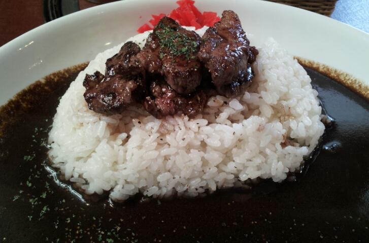 黒いカレー