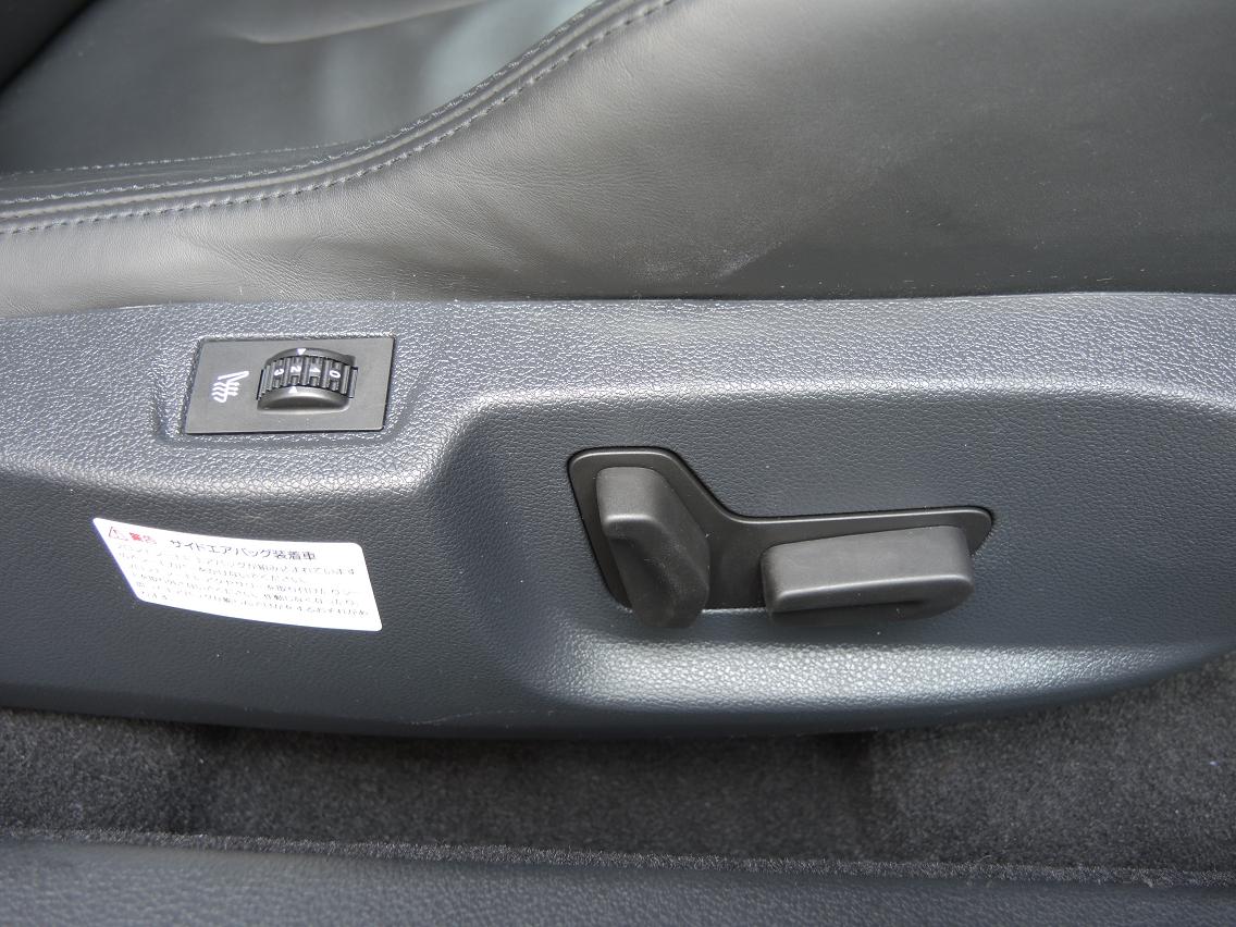 続々と認定中古車入荷しております！