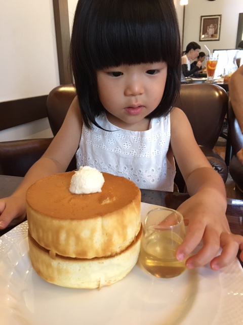 スフレパンケーキダブルで