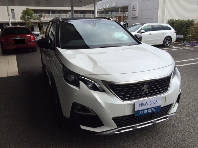 遂にデビューしました！