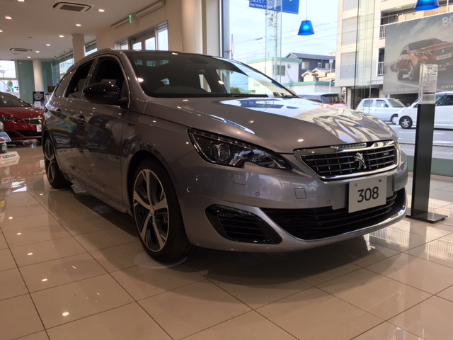 ショールーム展示車入れ替えました