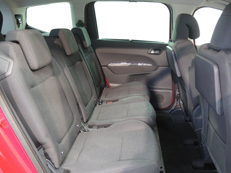 認定中古車入荷情報