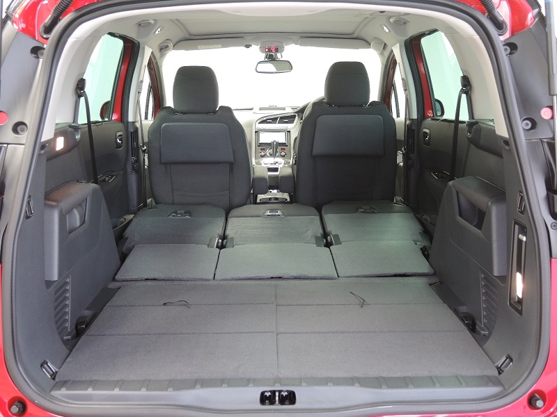認定中古車入荷情報