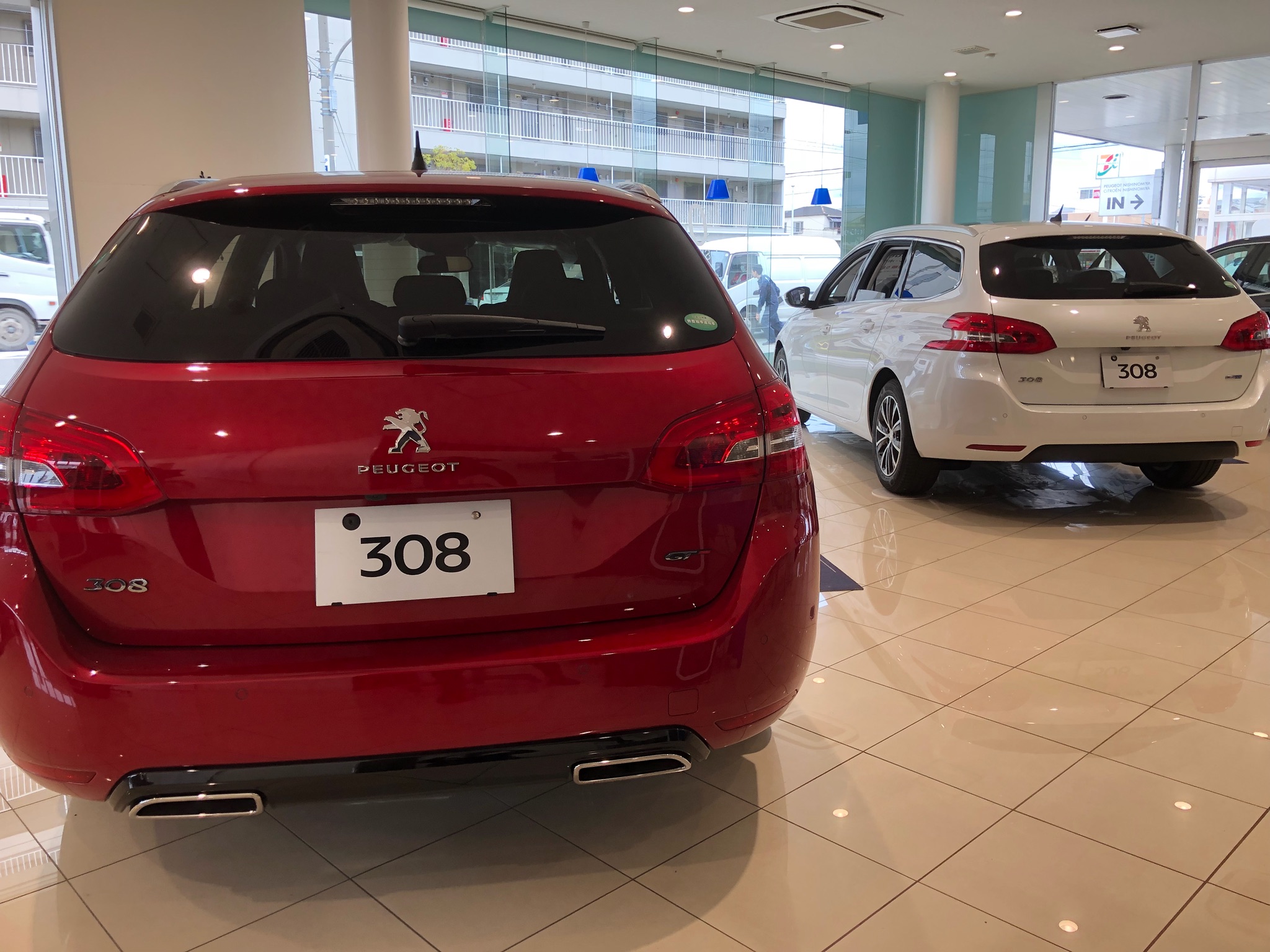 お買い得車の発表・・・！