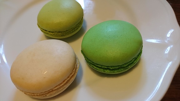 フランスのお菓子～マカロン～
