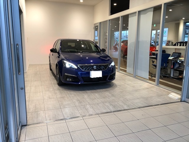 308GT BlueHDiマグネティックブルー納車式