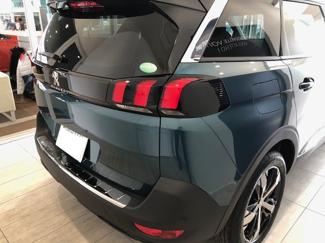 5008CROSSCITY　エメラルドクリスタル　納車式