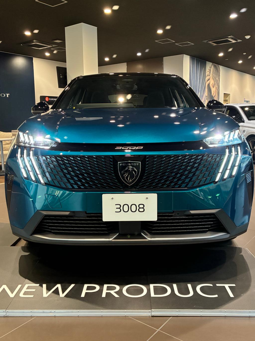 NEW3008デビュー（フルモデルチェンジ）
