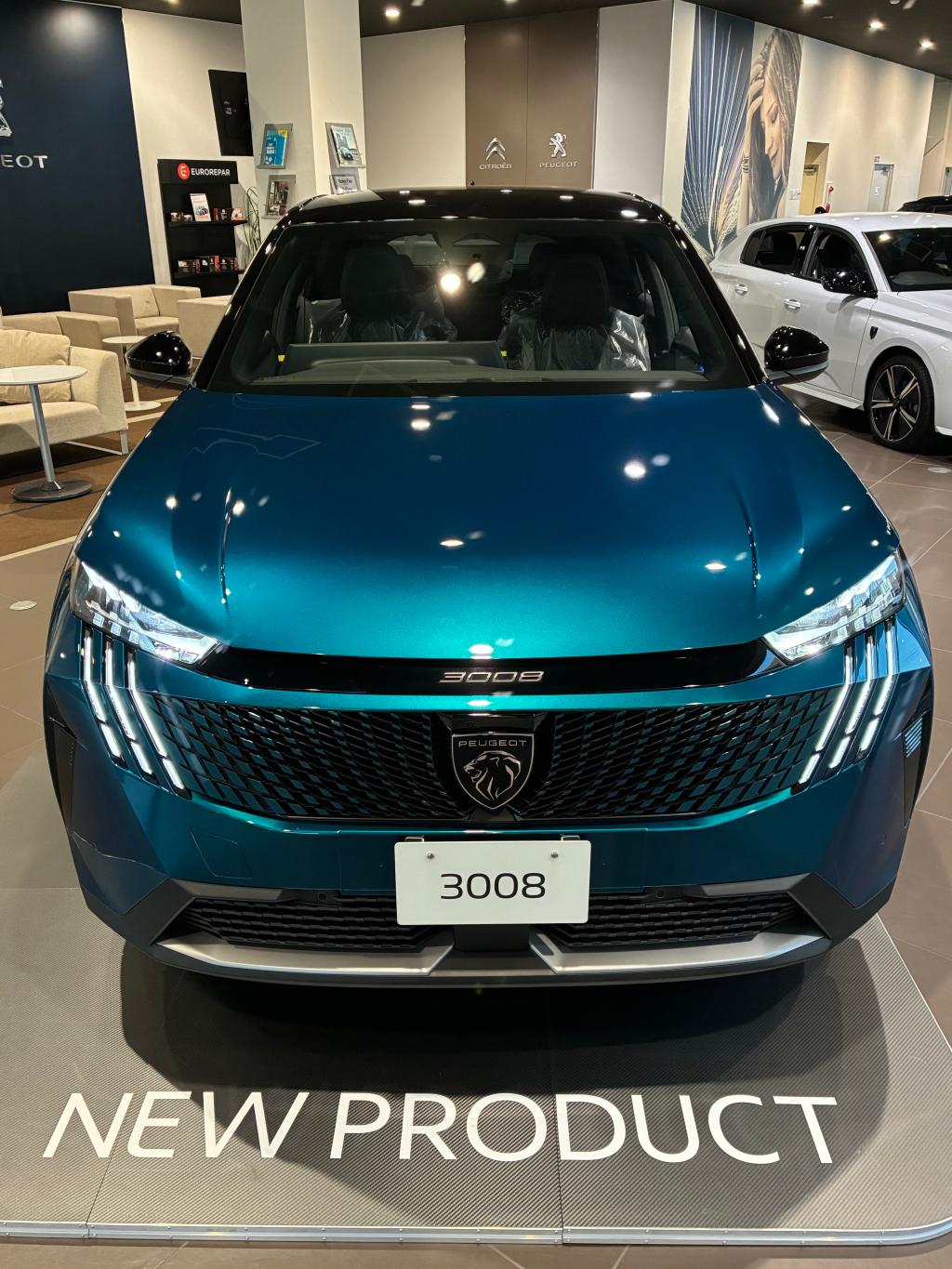 NEW3008デビュー（フルモデルチェンジ）