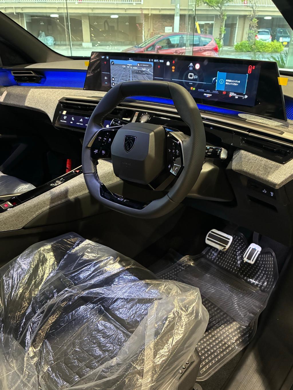 NEW3008デビュー（フルモデルチェンジ）
