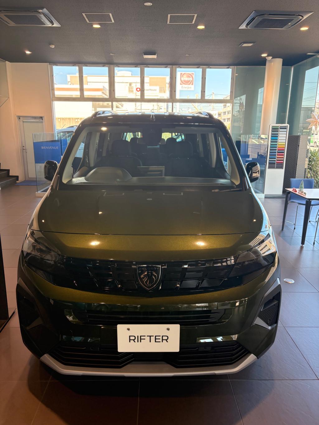 【PEUGEOT RIFTER】日常もレジャーも“ちょうどいい以上”の一台です｜プジョー西宮