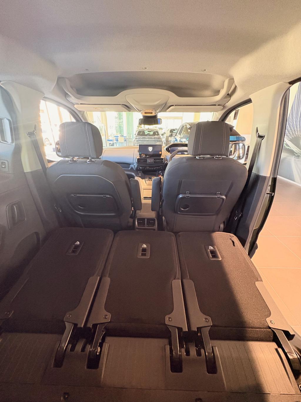 【PEUGEOT RIFTER】日常もレジャーも“ちょうどいい以上”の一台です｜プジョー西宮