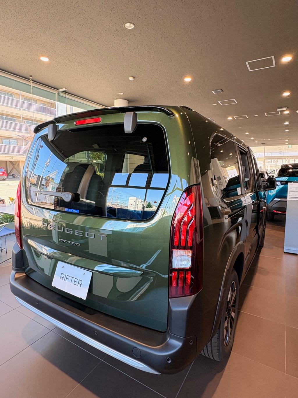 【PEUGEOT RIFTER】日常もレジャーも“ちょうどいい以上”の一台です｜プジョー西宮