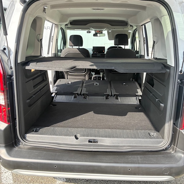 RIFTER LONGでなくても荷室は広いです！