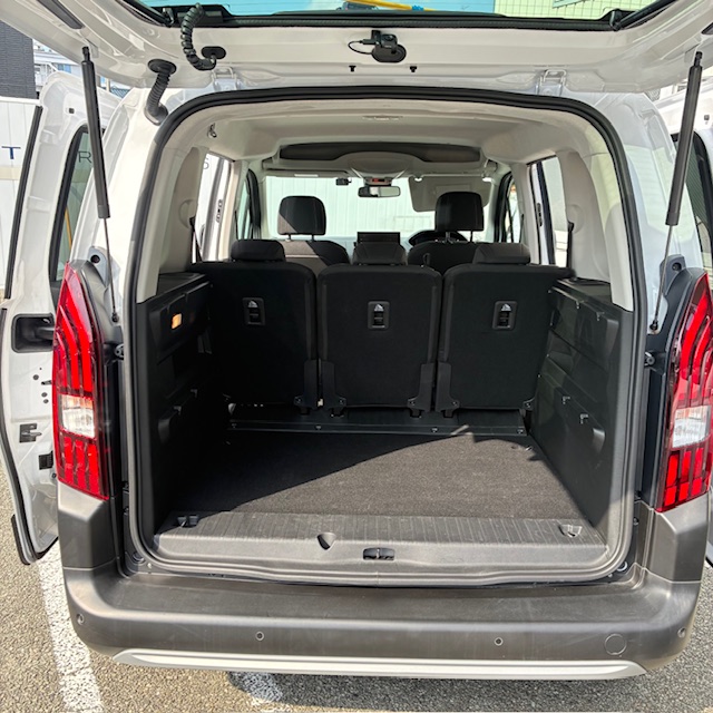 RIFTER LONGでなくても荷室は広いです！